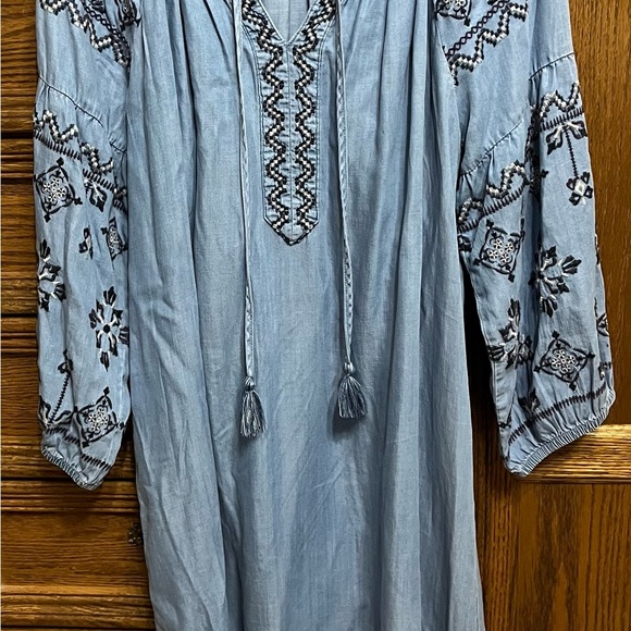 Nurture by Westbound Dresses & Skirts - Nurture by Westbound dress, blue, size Large, 3/4 sleeves worn once, smoke free